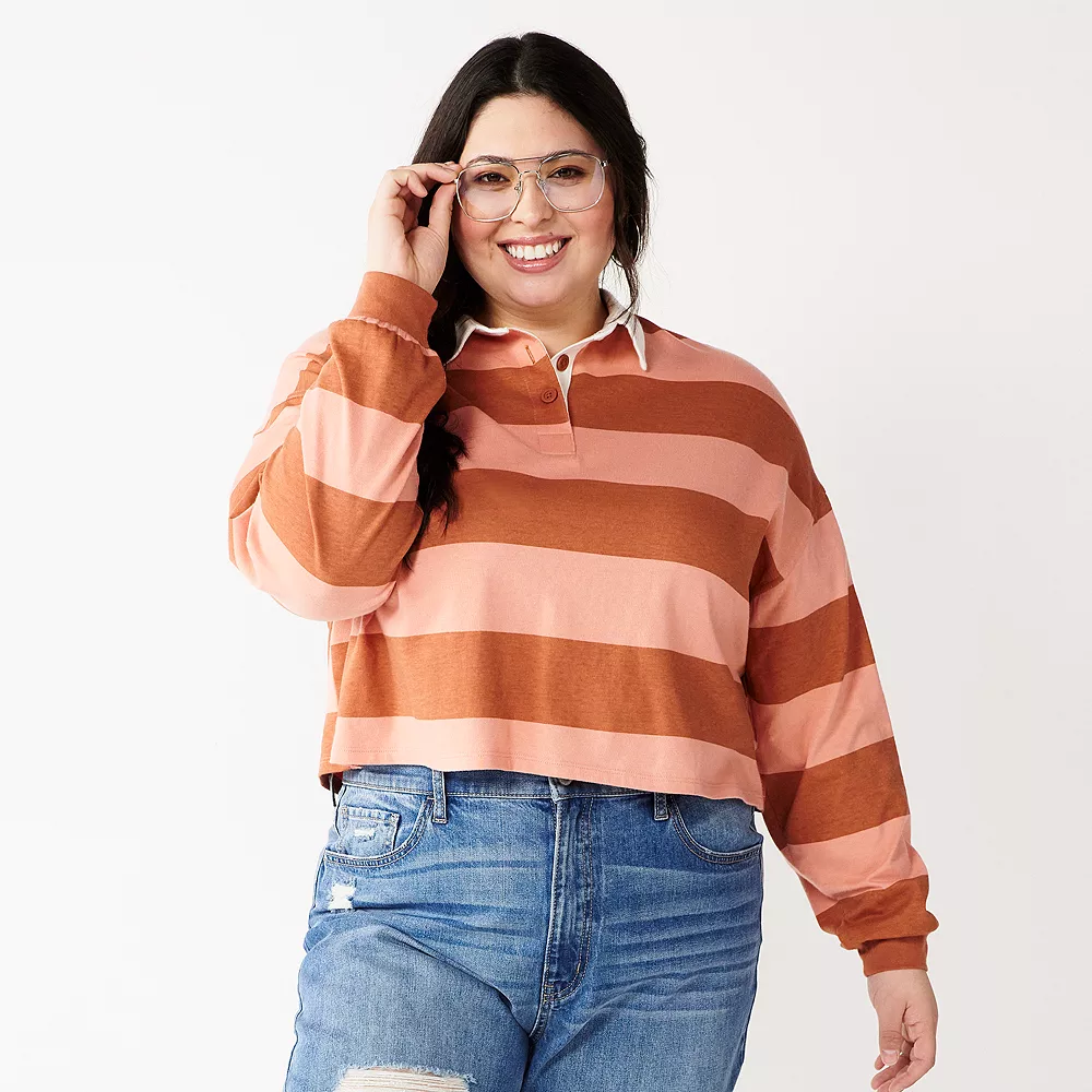 Juniors' Plus Size SO® Cropped Polo Shirt 5 Juniors' Plus Size SO® Cropped Polo Shirt - Image 3