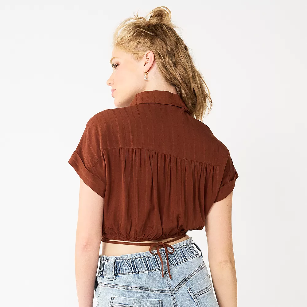 Juniors' SO® Cropped Tie Waist Camp Shirt 5 Juniors' SO® Cropped Tie Waist Camp Shirt - Image 3