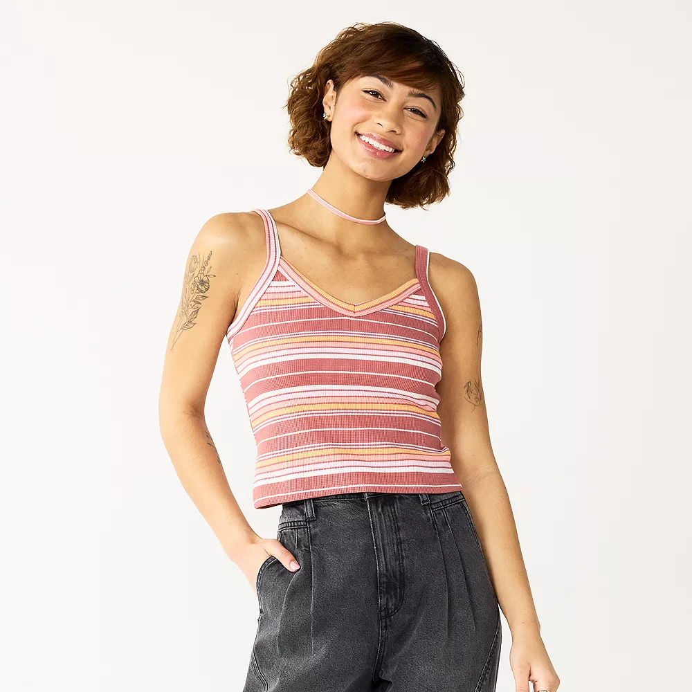 Juniors' SO® Cropped Wide Strap Cami 3 Juniors' SO® Cropped Wide Strap Cami