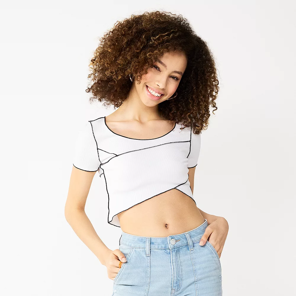Juniors' SO® Cropped Contrast Seam Top 4 Juniors' SO® Cropped Contrast Seam Top - Image 2