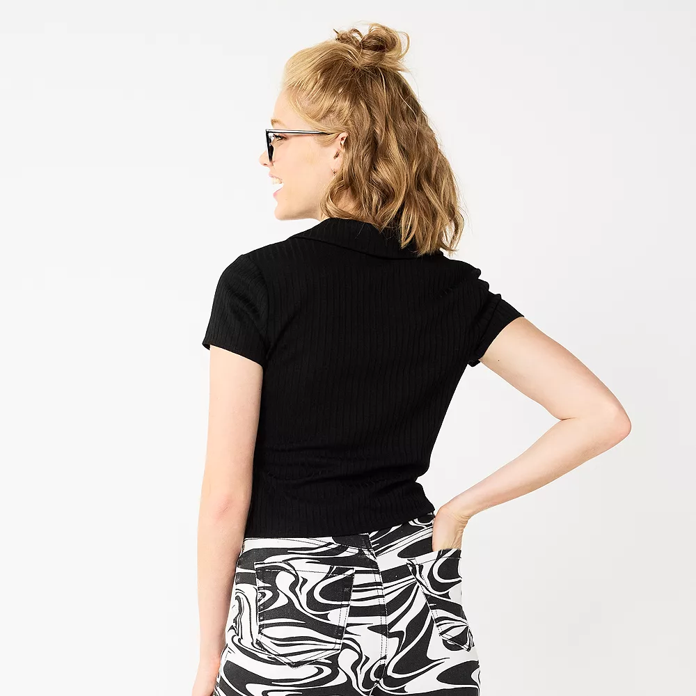 Juniors' SO® Ribbed Front Keyhole Top 5 Juniors' SO® Ribbed Front Keyhole Top - Image 3