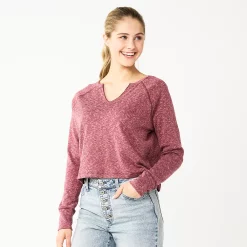 Juniors' SO® Solid Cropped Long Sleeve Top -Cheap SO Store 5585754 Berry Magnolia
