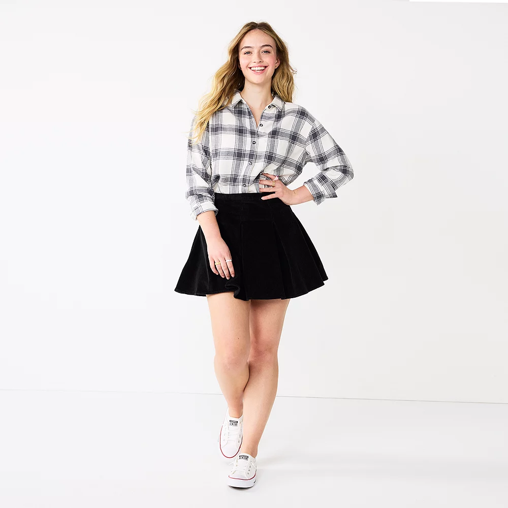 Juniors' SO® Pleated High-Rise Mini Skirt 15 Juniors' SO® Pleated High-Rise Mini Skirt - Image 13