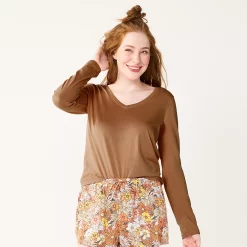 Juniors' SO® Essential V-Neck Long Sleeve Tee -Cheap SO Store 5830223 Heirloom Brown